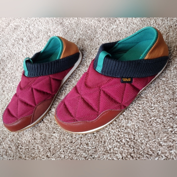 Teva ReEMBER Quilted Slip-On Shoes - Burgundy and Teal - Picture 3 of 10